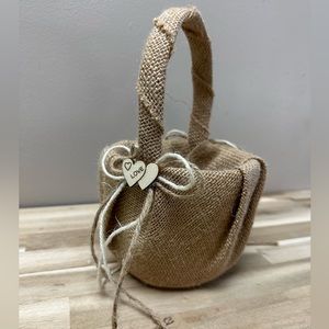 Burlap basket